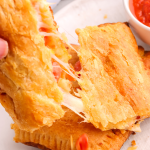 The Gooey, Cheesy Pizza Snack Everyone Fights Over